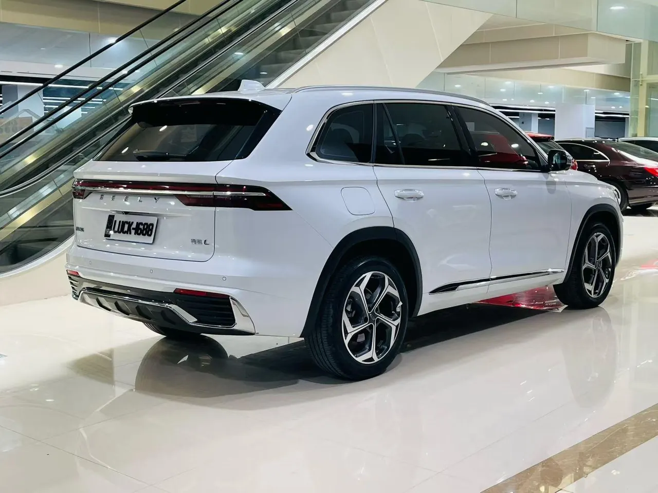 Geely 2021 XingyueL (Monjaro) 2.0TD EVO two-wheel drive distinguished automatic transmission 4