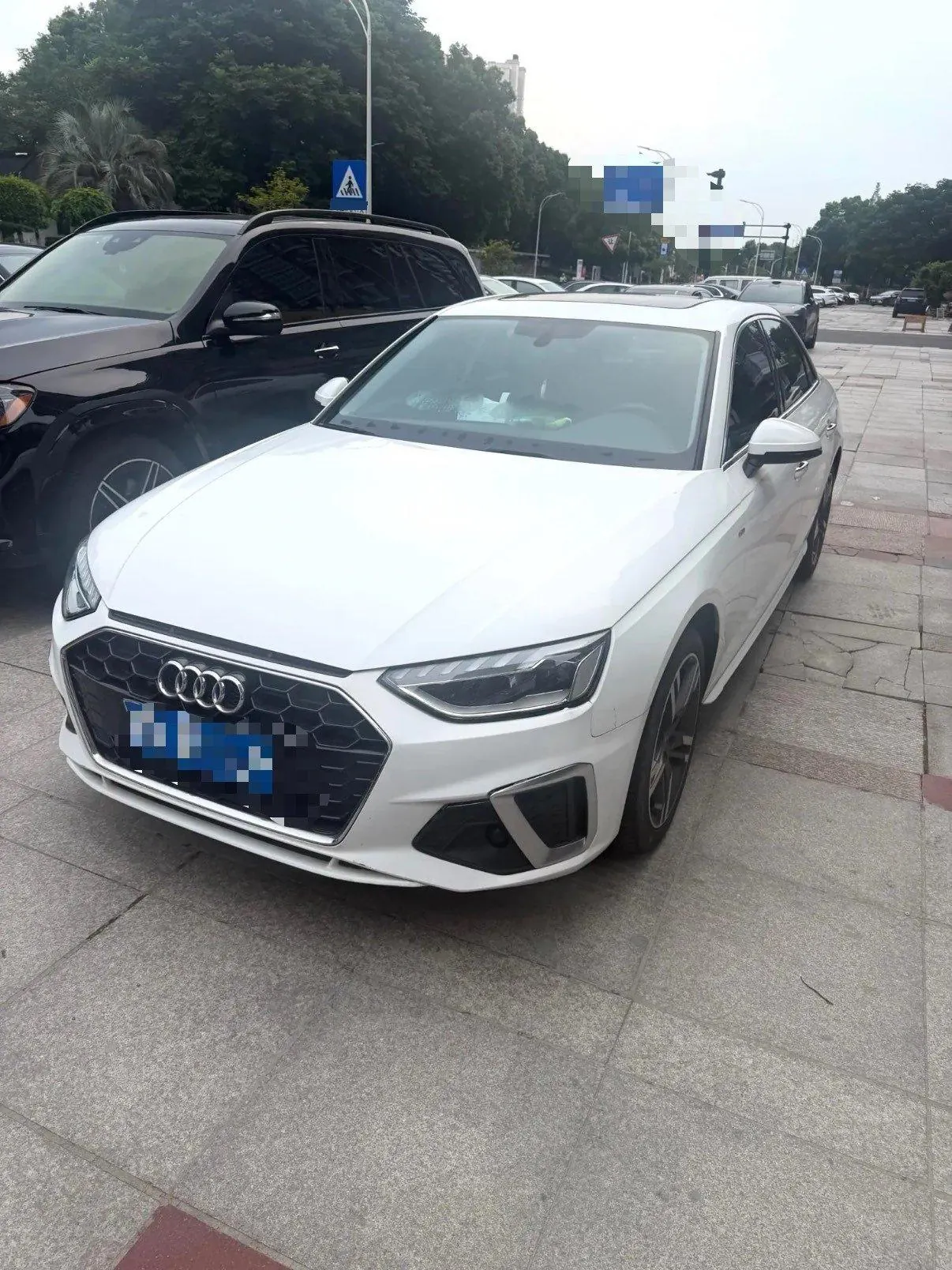Audi 2022 A4L 2.0TFSI 40TFSI Fashion Dynamic Automatic - View 1