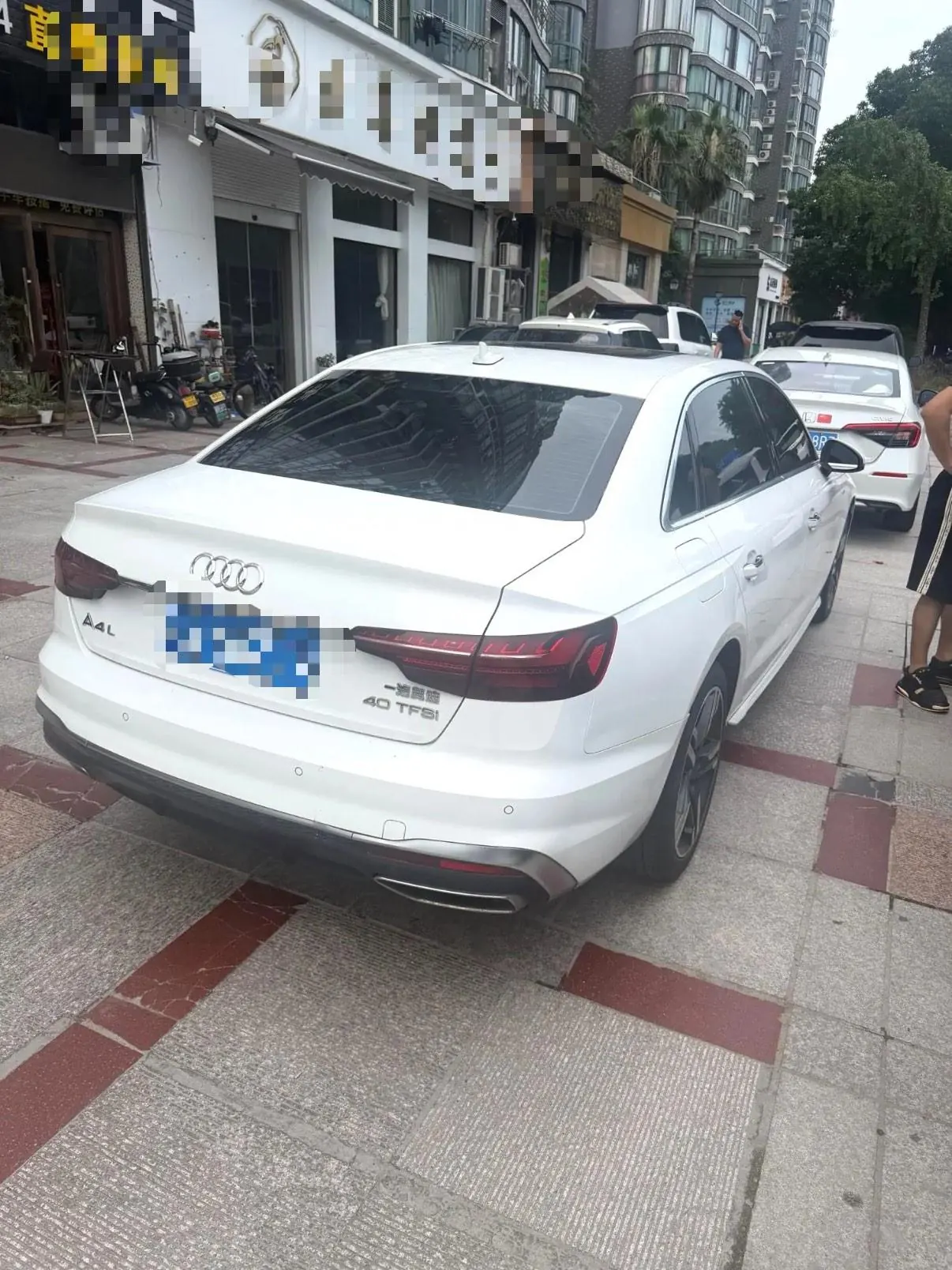 Audi 2022 A4L 2.0TFSI 40TFSI Fashion Dynamic Automatic 3