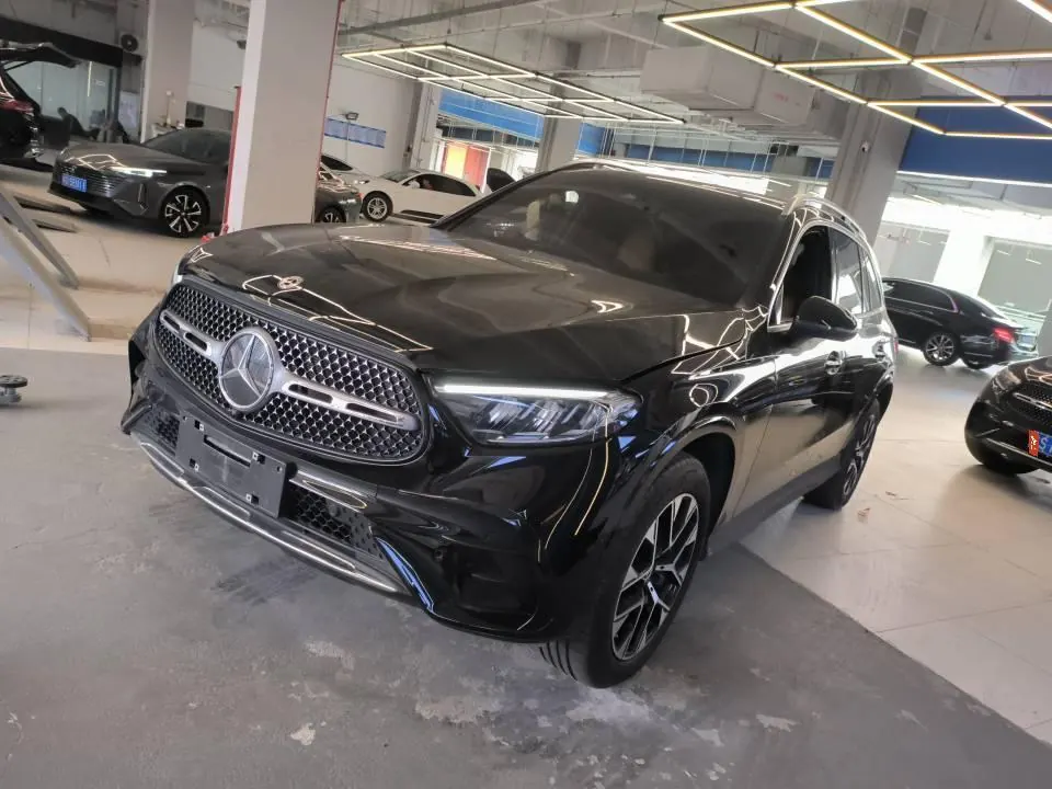 Mercedes Benz 2024 GLC 260 L 4MATIC 48V 2.0T Luxury 5-seat Automatic Gear - View 1