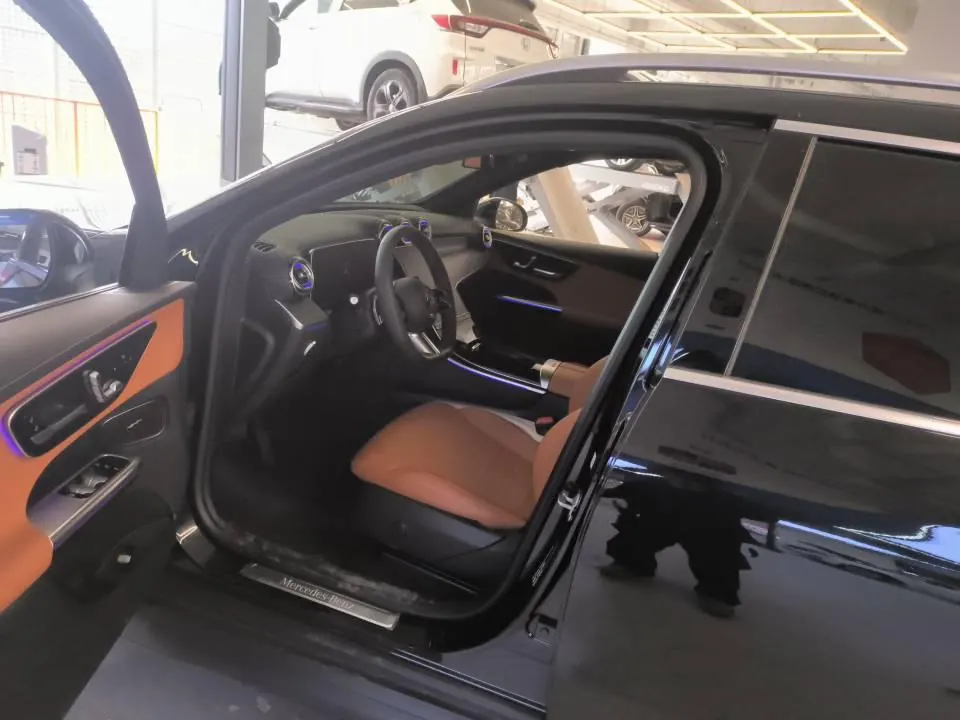 Mercedes Benz 2024 GLC 260 L 4MATIC 48V 2.0T Luxury 5-seat Automatic Gear 5