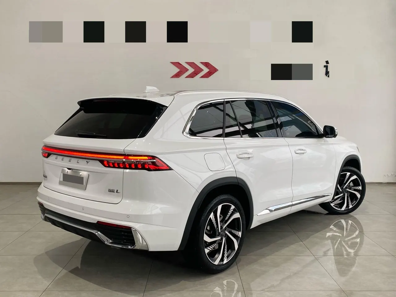 Geely 2024 XingyueL (Monjaro) 2.0TD High Power Two-Drive Enovate Edition Automatic Transmission 3