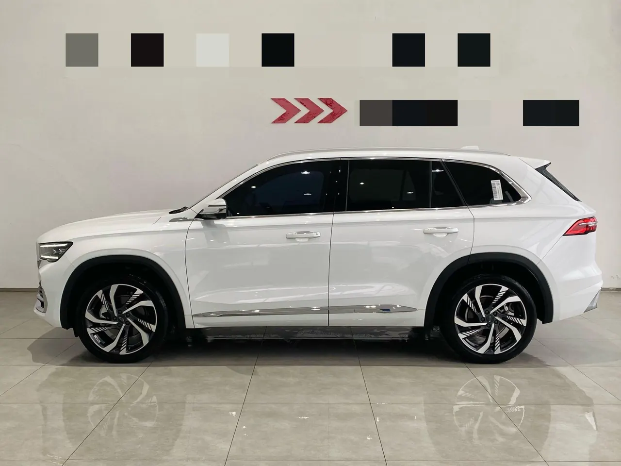 Geely 2024 XingyueL (Monjaro) 2.0TD High Power Two-Drive Enovate Edition Automatic Transmission 4