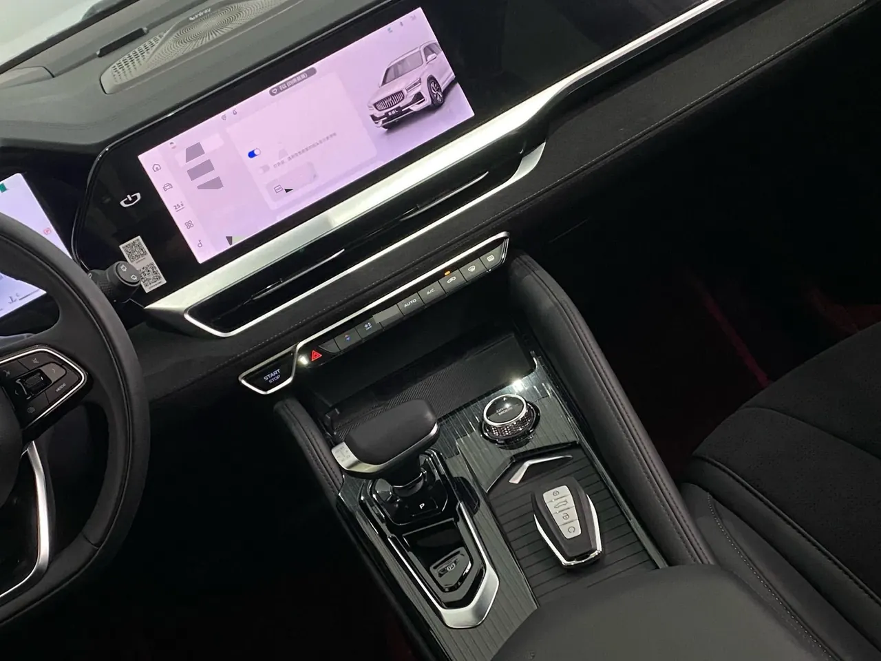 Geely 2024 XingyueL (Monjaro) 2.0TD High Power Two-Drive Enovate Edition Automatic Transmission 9