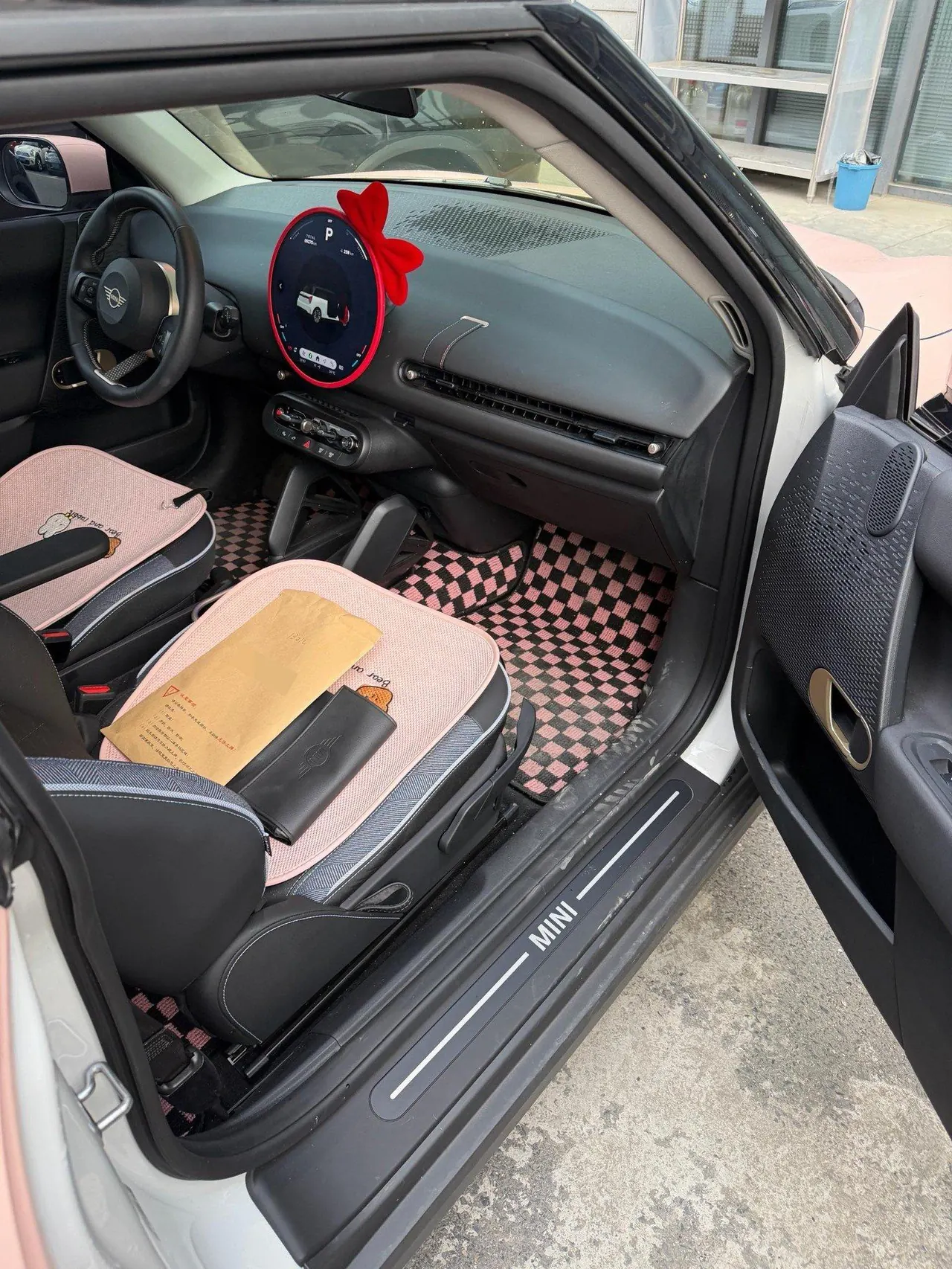 MINI 2025 Mini Cooper E 456km Cooper E Classic Automatic 4