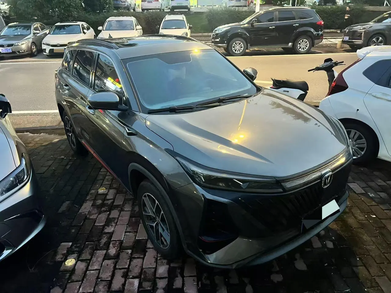 ChangAn 2022 CS75 PLUS 1.5T Honorable Automatic Gear 3