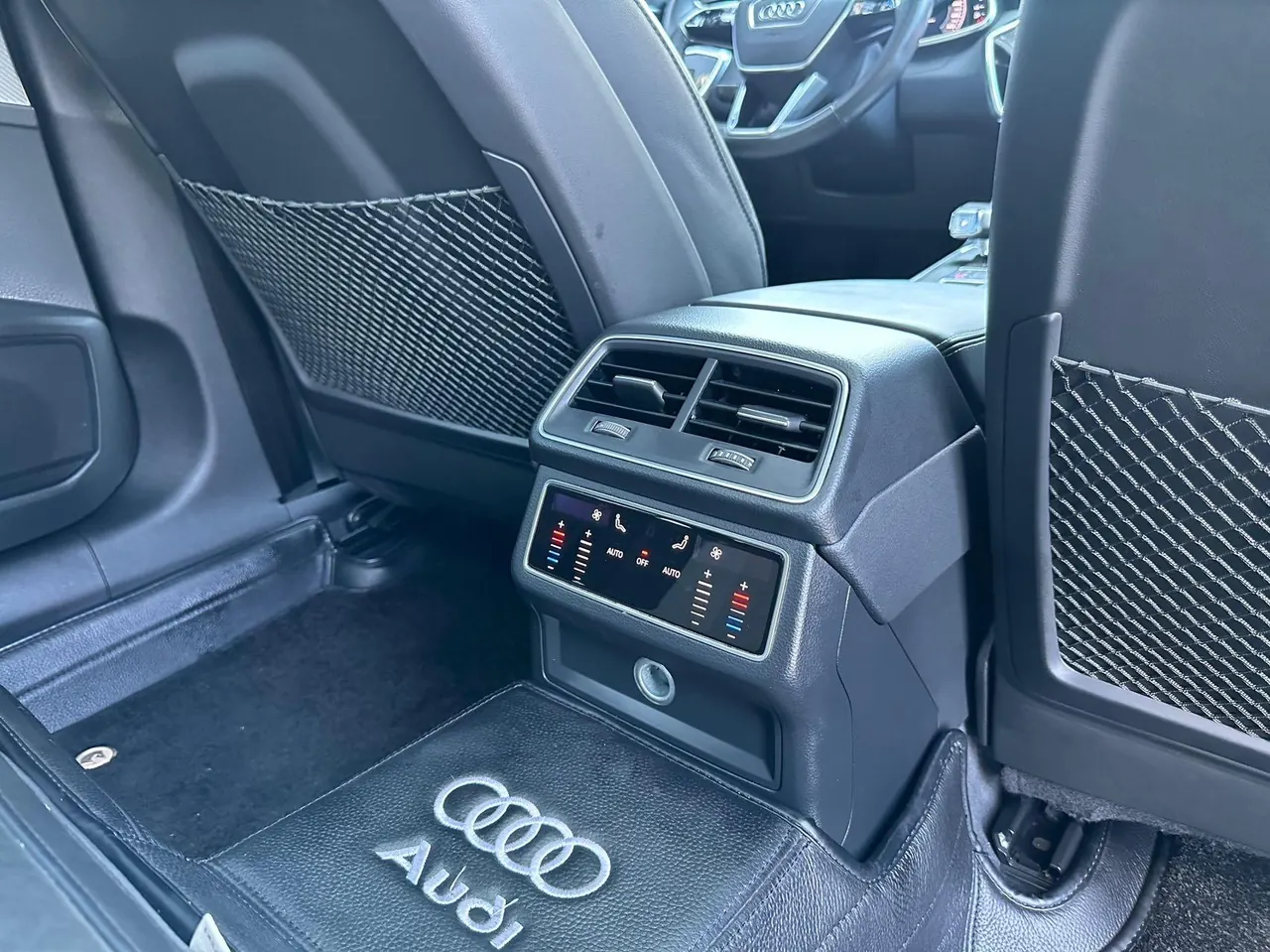 Audi 2022 A6L 2.0TFSI 45TFSI Quattro Selected Dynamic Automatic 5