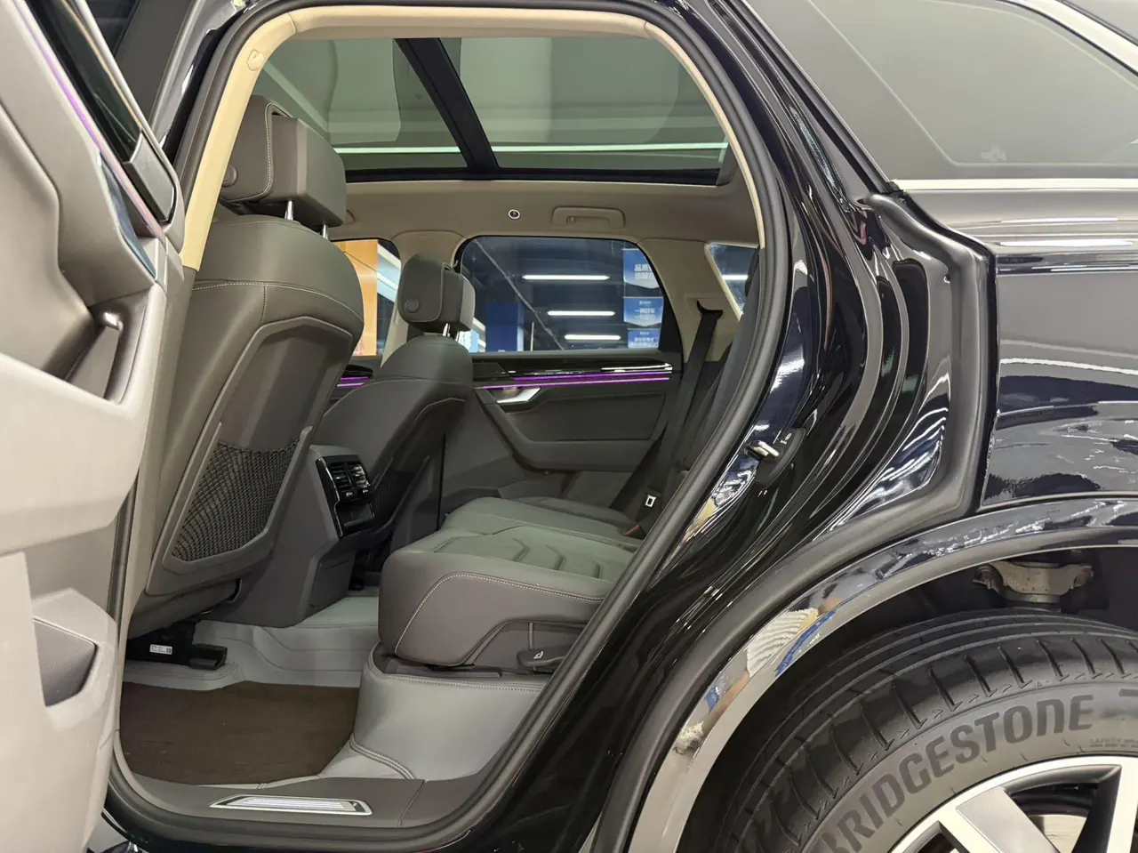 Volkswagen Touareg (Imported) 2022 Touareg 3.0TSI Sharp Edition Classic Sports Suit Automatic Gear 4