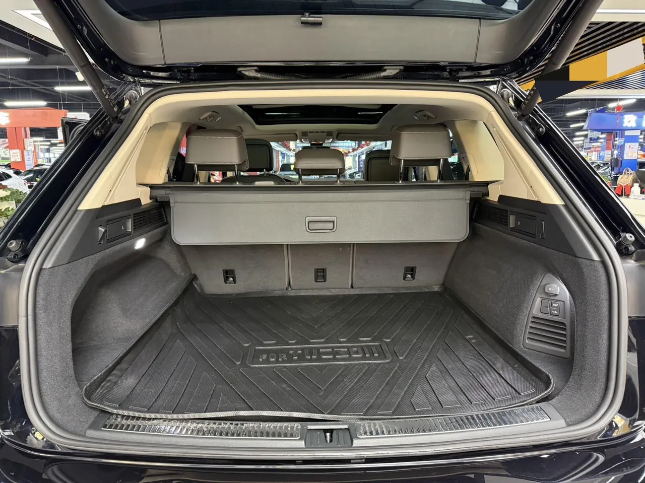 Volkswagen Touareg (Imported) 2022 Touareg 3.0TSI Sharp Edition Classic Sports Suit Automatic Gear 7