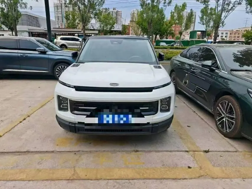 Geely 2026 model Icon 1.5TD Chocolate Elegant Edition, automatic transmission 4