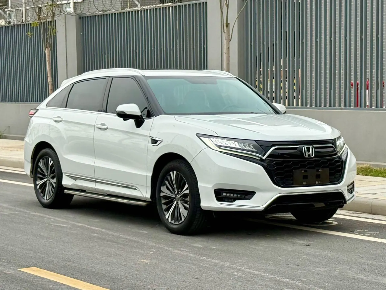 Honda 2020 UR-V 2.0T 370TURBO two-drive elegant version of automatic gear 3