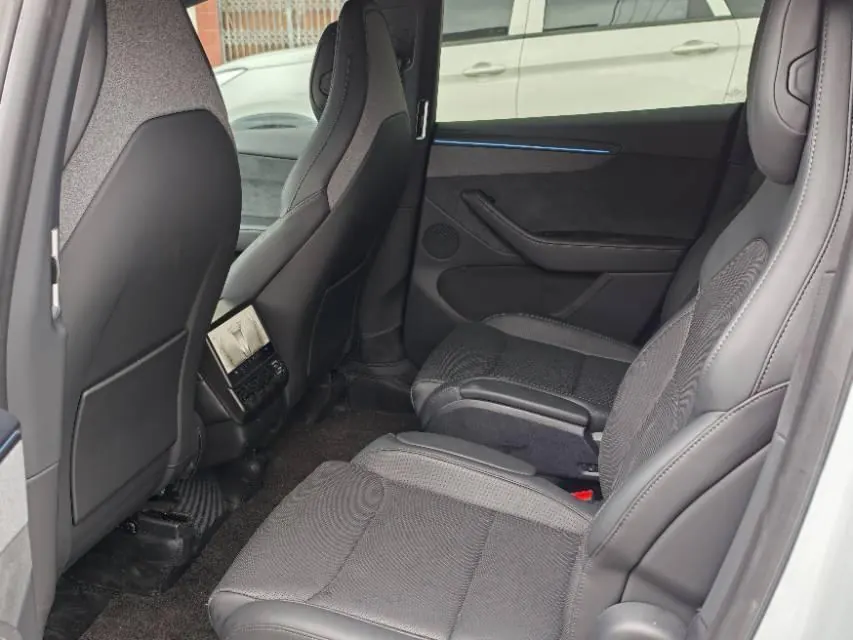 Tesla 2025 Model Y L Long Endurance All-Wheel Drive Automatic Transmission 7