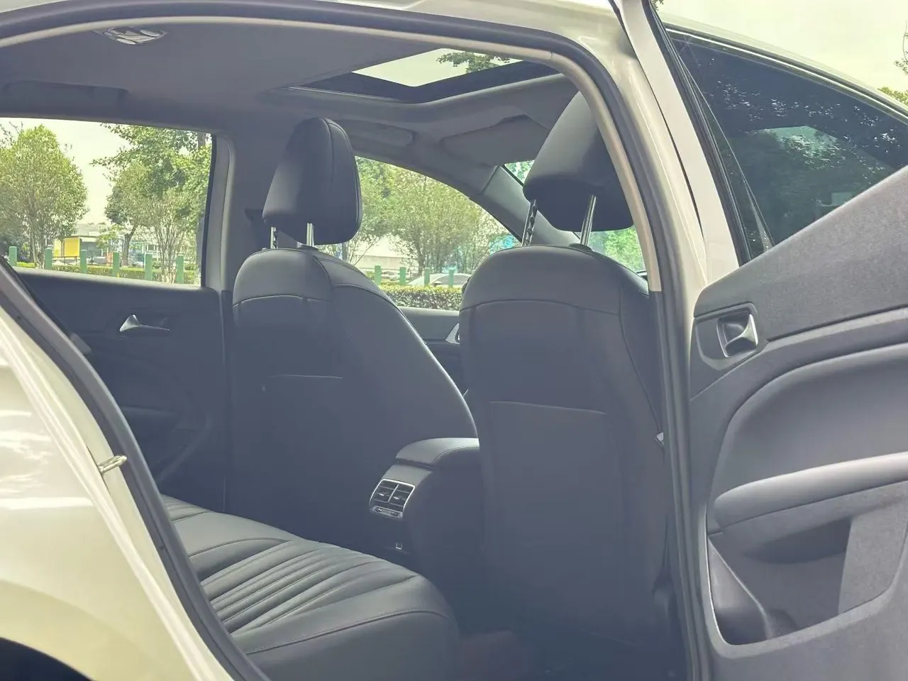 Peugeot 2022 408 1.6T Enterprising Edition Automatic Gear 3