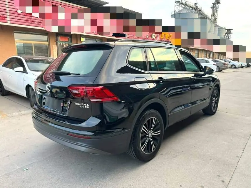 Volkswagen 2020 Tiguan L 2.0TSI 330TSI Two-Drive Fashion Edition Automatic Gear 9