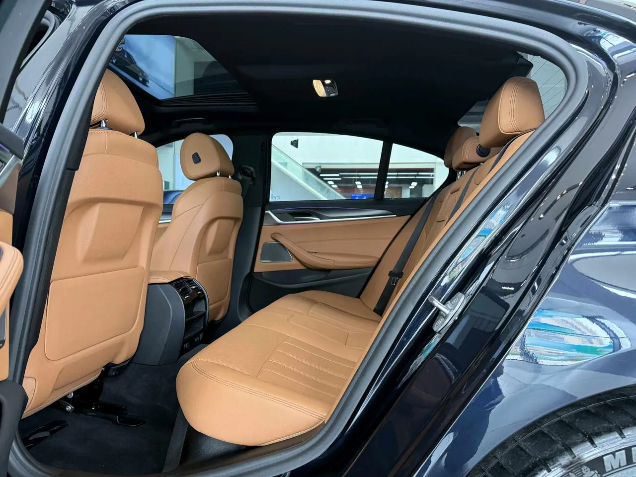 BMW 5 Series (Imported) 2021 530i 2.0T M Sports Suit Automatic Gear 17