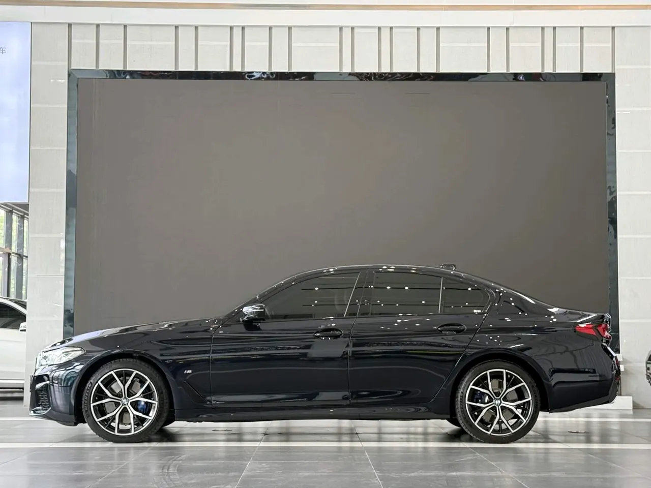 BMW 5 Series (Imported) 2021 530i 2.0T M Sports Suit Automatic Gear 2