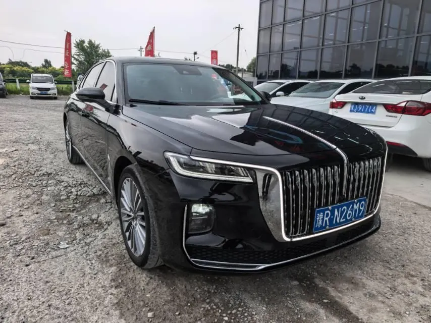HongQi 2020 H9 48V 2.0T Zhilian Flag Edition Automatic Gear 3