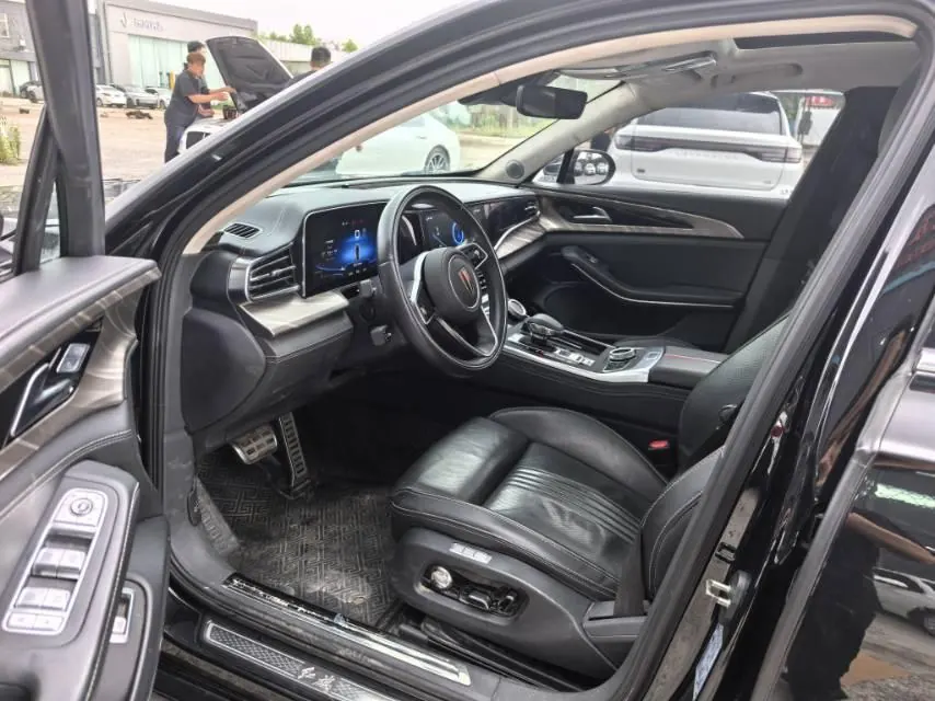 HongQi 2020 H9 48V 2.0T Zhilian Flag Edition Automatic Gear 5