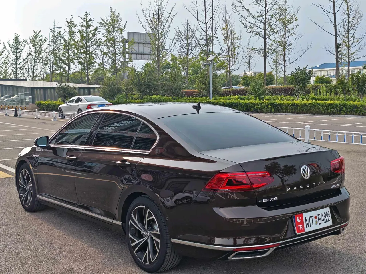 Volkswagen 2020 Magotan 2.0TSI 380TSI flagship automatic gear 4