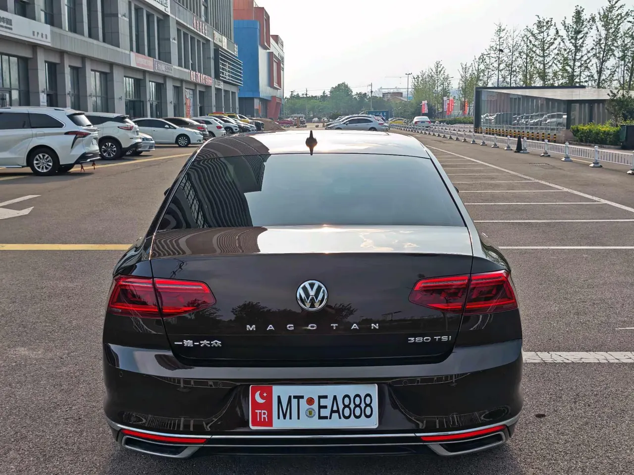 Volkswagen 2020 Magotan 2.0TSI 380TSI flagship automatic gear 5