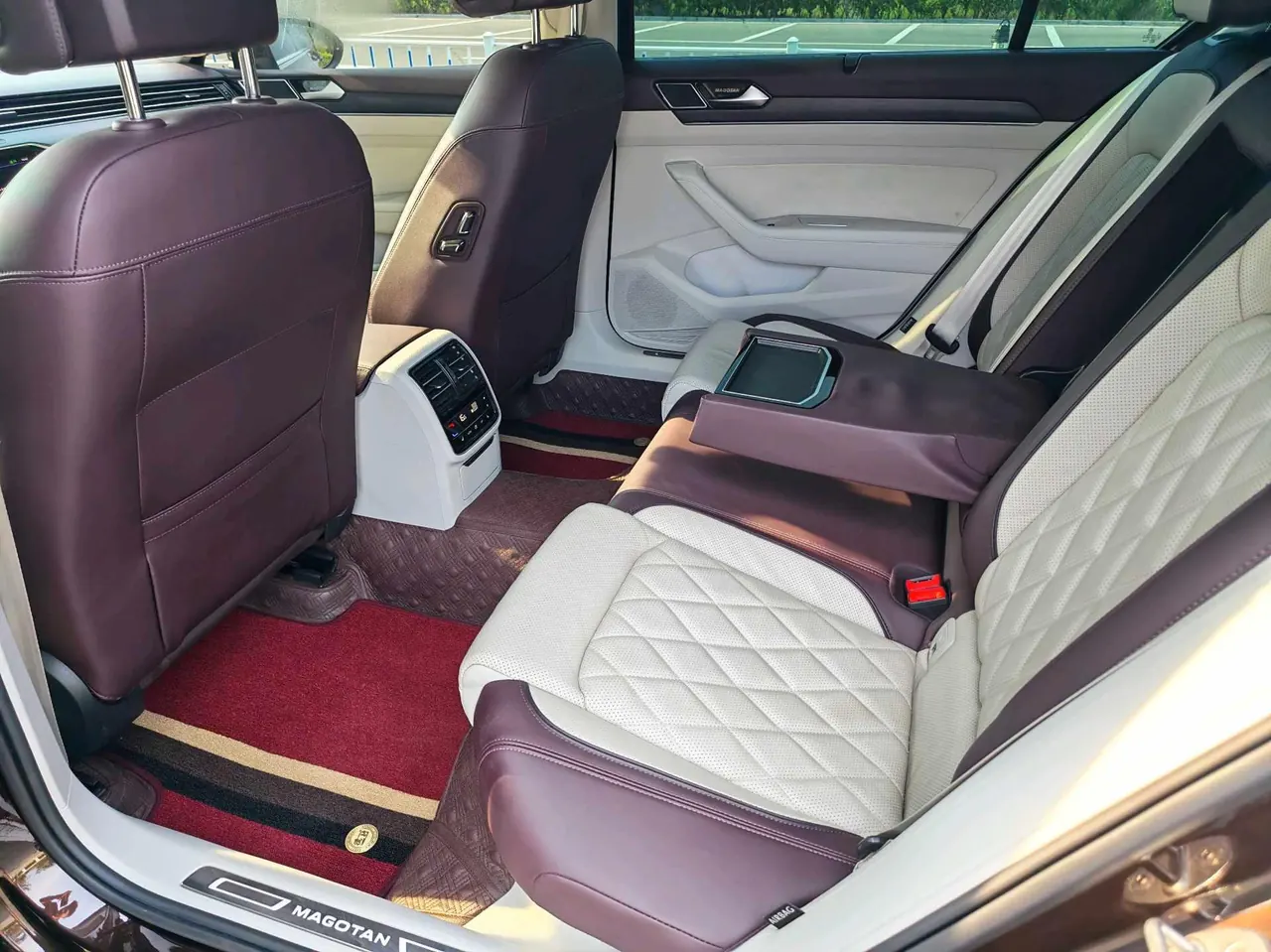 Volkswagen 2020 Magotan 2.0TSI 380TSI flagship automatic gear 8