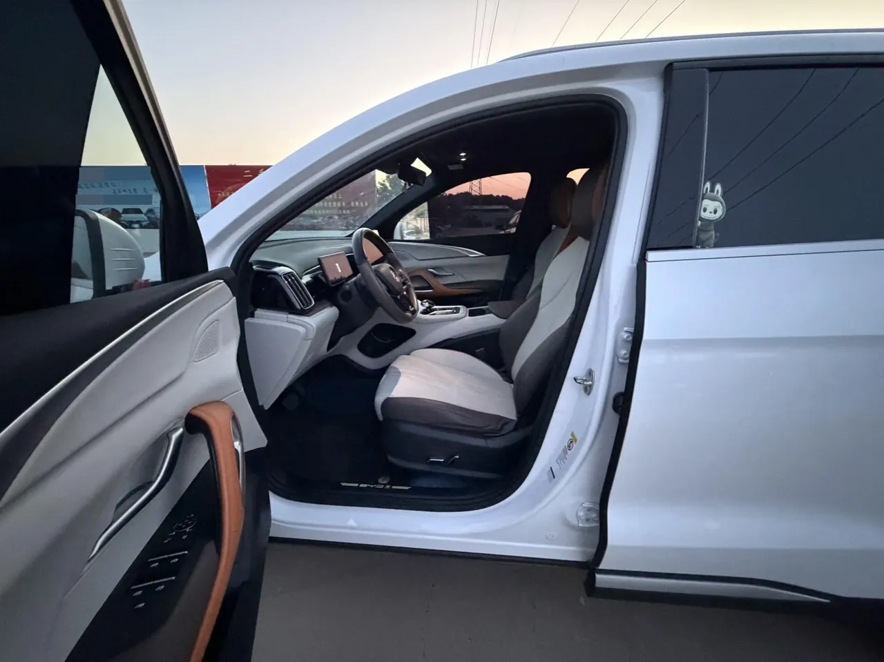 BYD 2023 Song Pro DM-i 1.5 Stepless Champion Edition Exceed 110KM Automatic 5