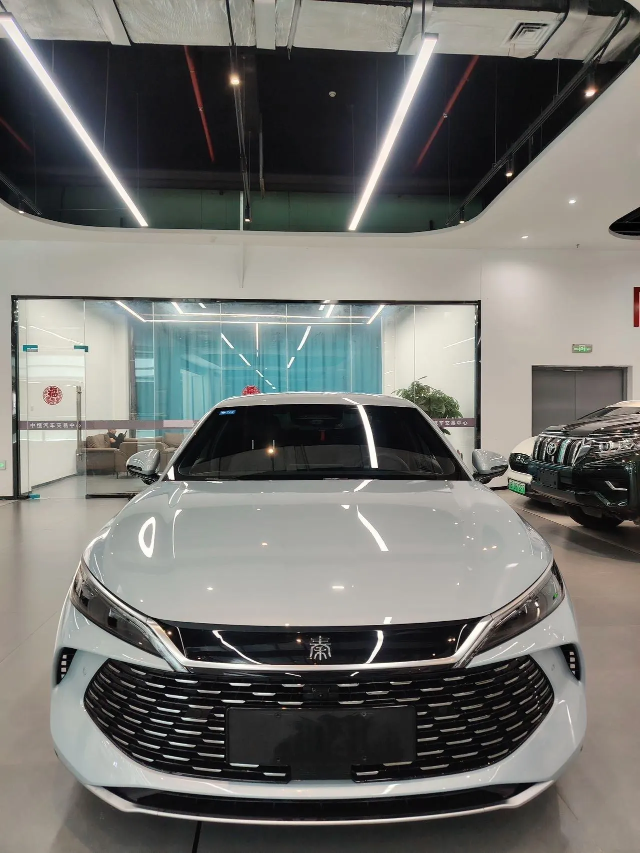 BYD 2025 Qin L DM-i 1.5 stepless smart driving version 80KM Exceed automatic gear 3