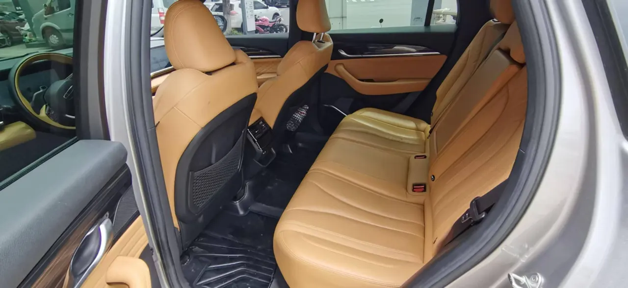 Geely 2024 XingyueL (Monjaro) Zhiqing 1.5T Tiangong Edition Automatic Gear 4