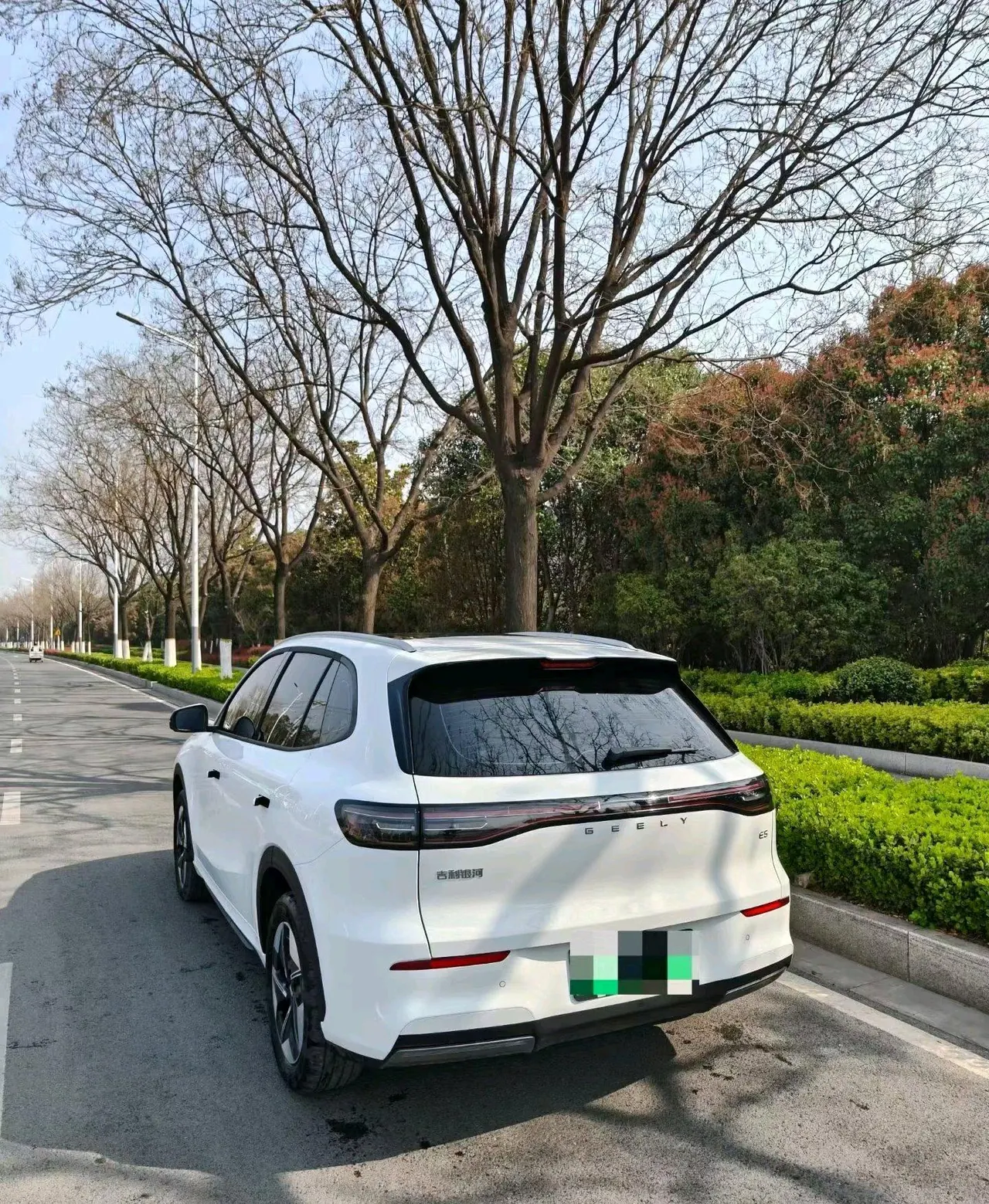 Geely Galaxy 2026 E 5 530km Discovery Edition Automatic Gear 3