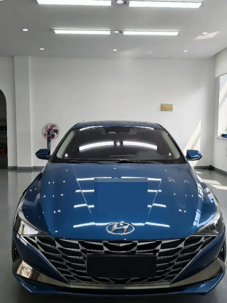 Hyundai 2022 Elantra -3-compartment 1.5 stepless LUX premium automatic gear 2