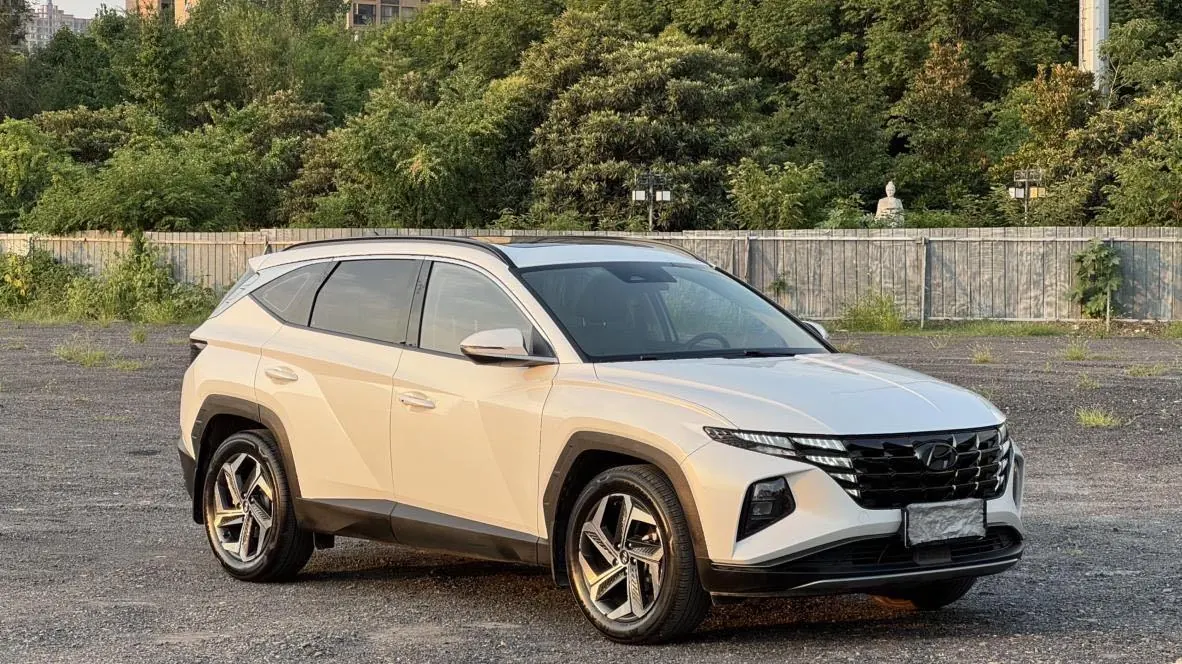 Hyundai 2023 Tousheng L 1.5T LUX Premium Edition Automatic Gear 3