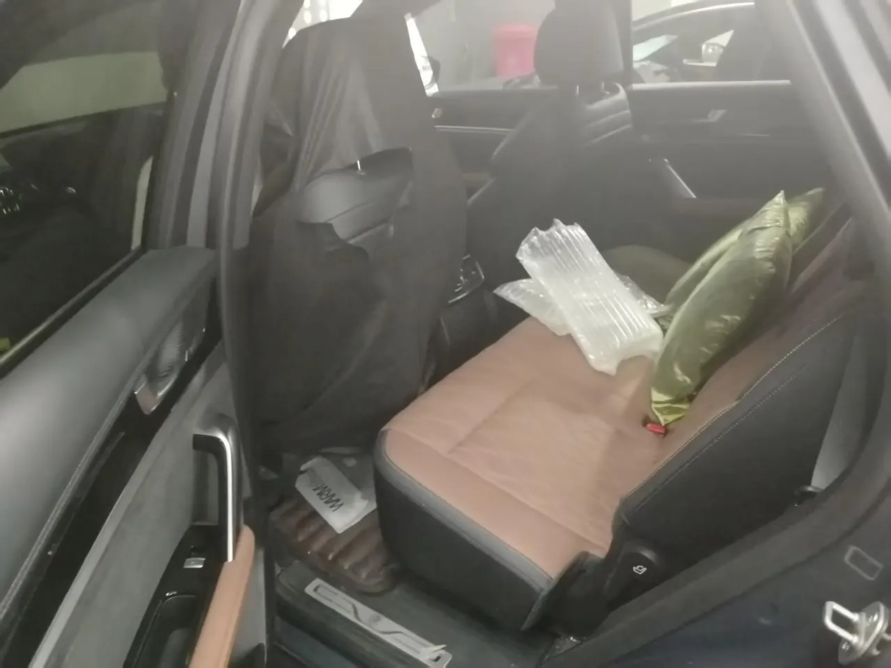 BYD Tang New Energy 2021 Tang DM-i 1.5T Stepless 112KM Honorable Automatic Gear 4