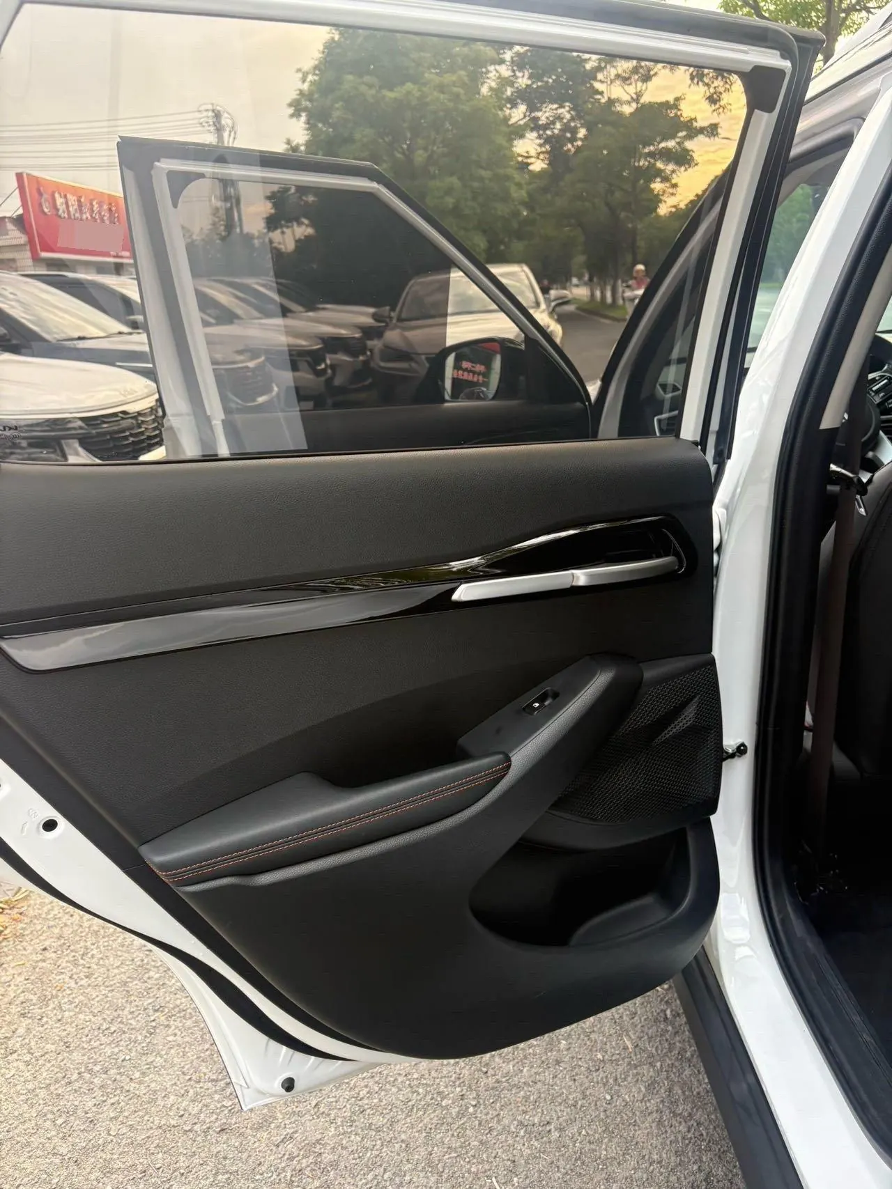 Kia 2023 Setus 1.5 Stepless Deluxe Edition Automatic Transmission 9