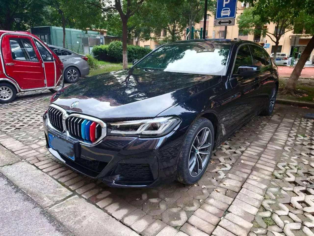BMW 5 Series 2022 525Li 2.0T M Sports Suit (Change 2) Automatic Gear - View 1