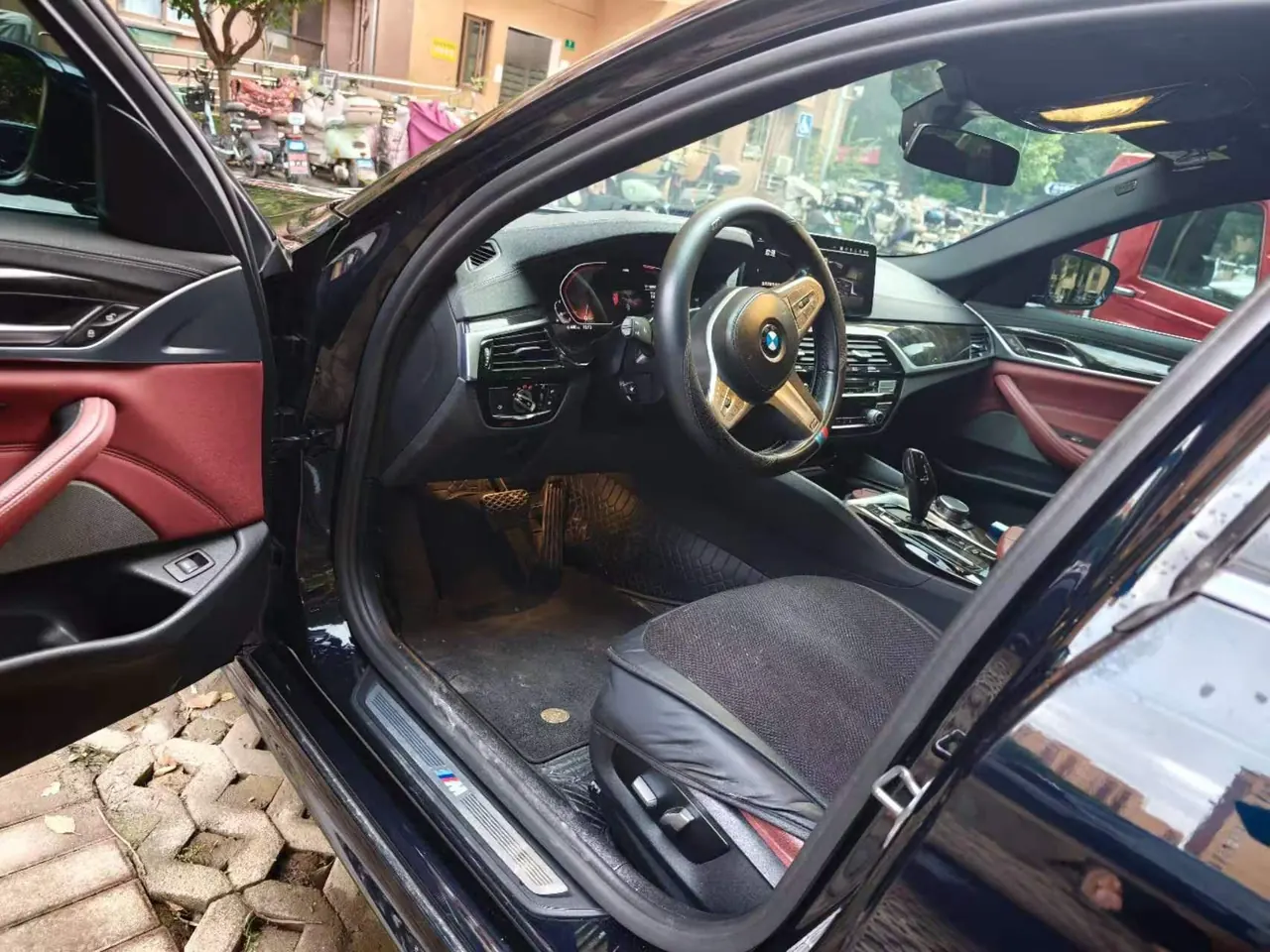 BMW 5 Series 2022 525Li 2.0T M Sports Suit (Change 2) Automatic Gear 3