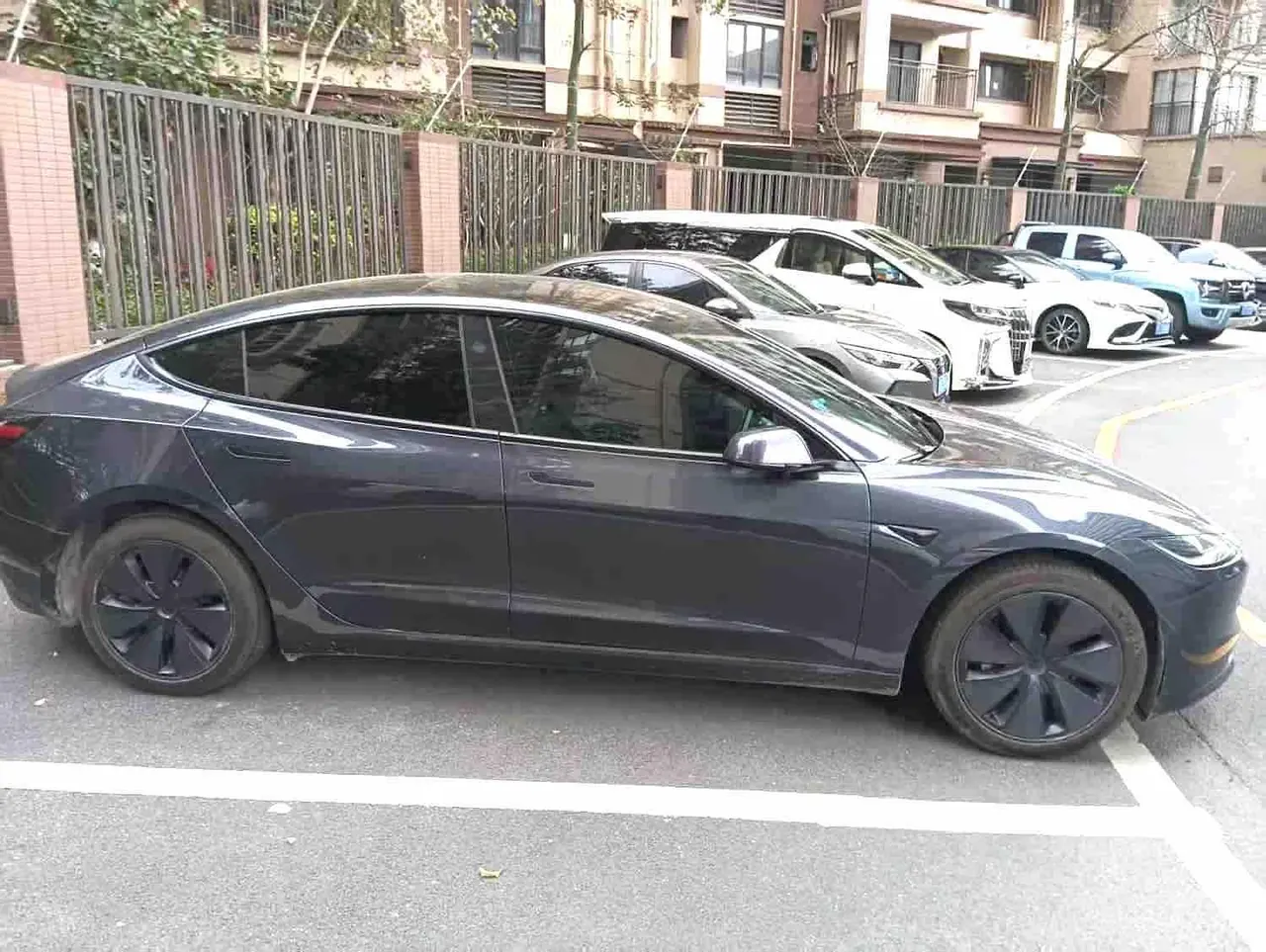 Tesla 2023 Model 3 Rejuvenation Edition Rear Wheel Drive Automatic Transmission 7