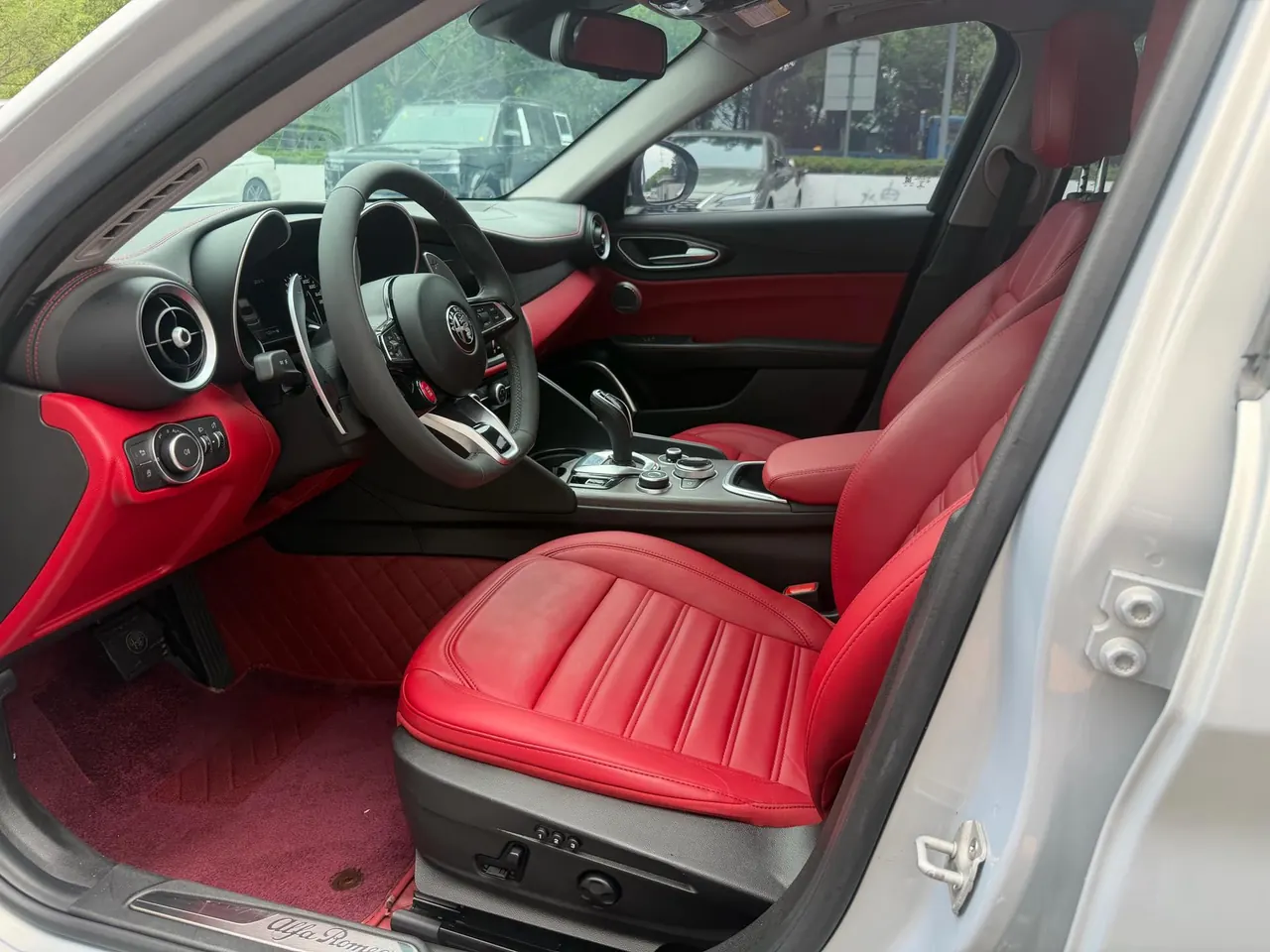 Alfa-Romeo Giulia (Imported) 2020 Giulia 2.0T 280HP VIRTU Limited Edition Automatic Gear 4