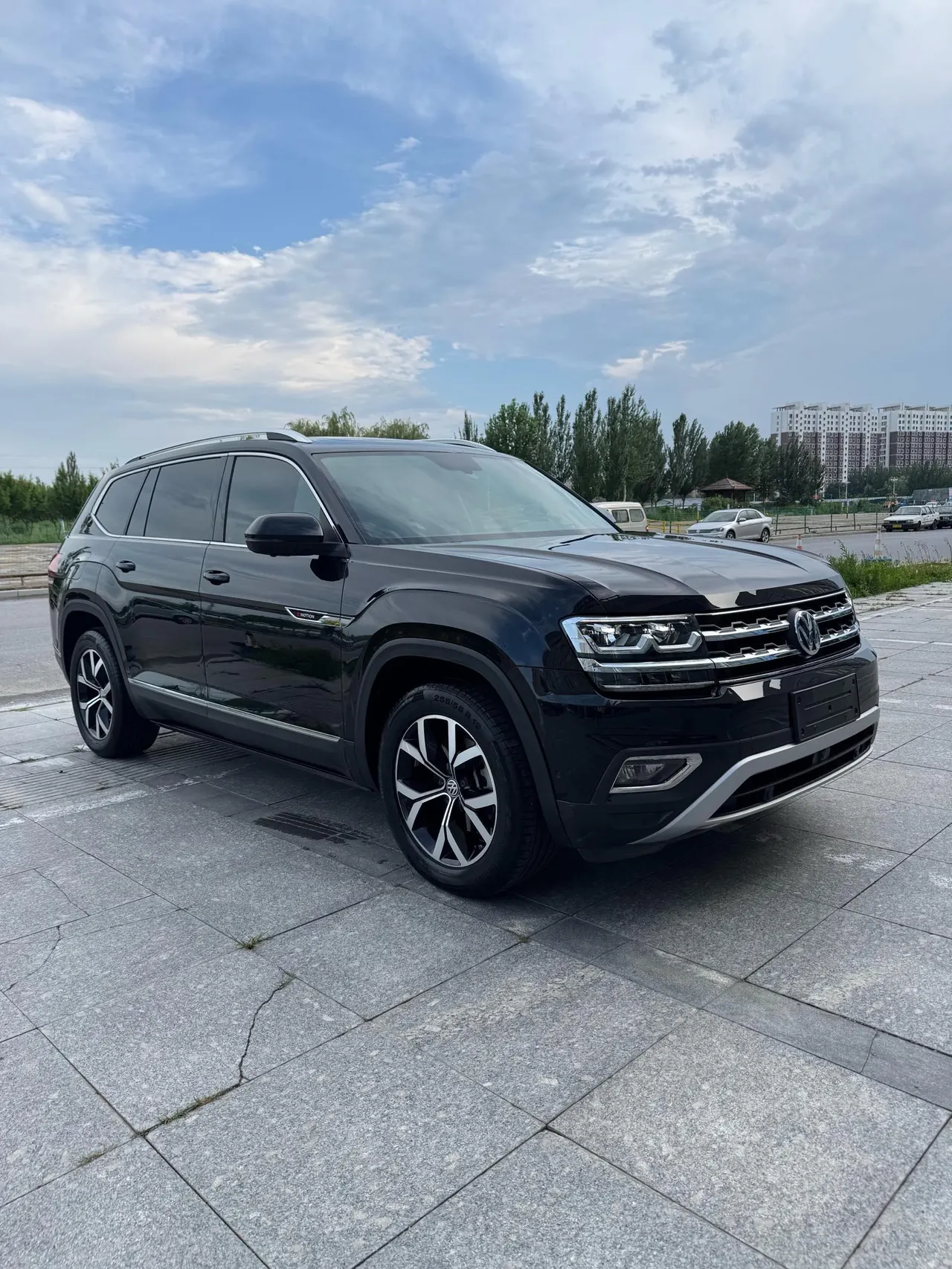Volkswagen 2020 Tuang 2.0TSI 380TSI Four-wheel Drive Deluxe Edition Automatic Gear 3