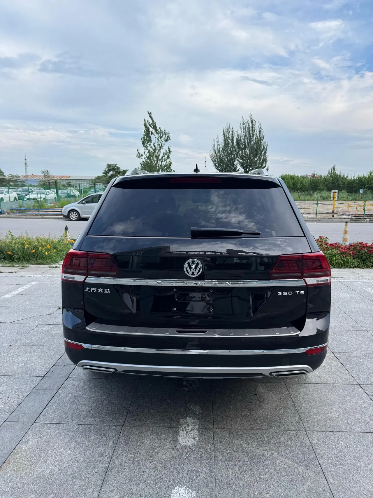Volkswagen 2020 Tuang 2.0TSI 380TSI Four-wheel Drive Deluxe Edition Automatic Gear 5