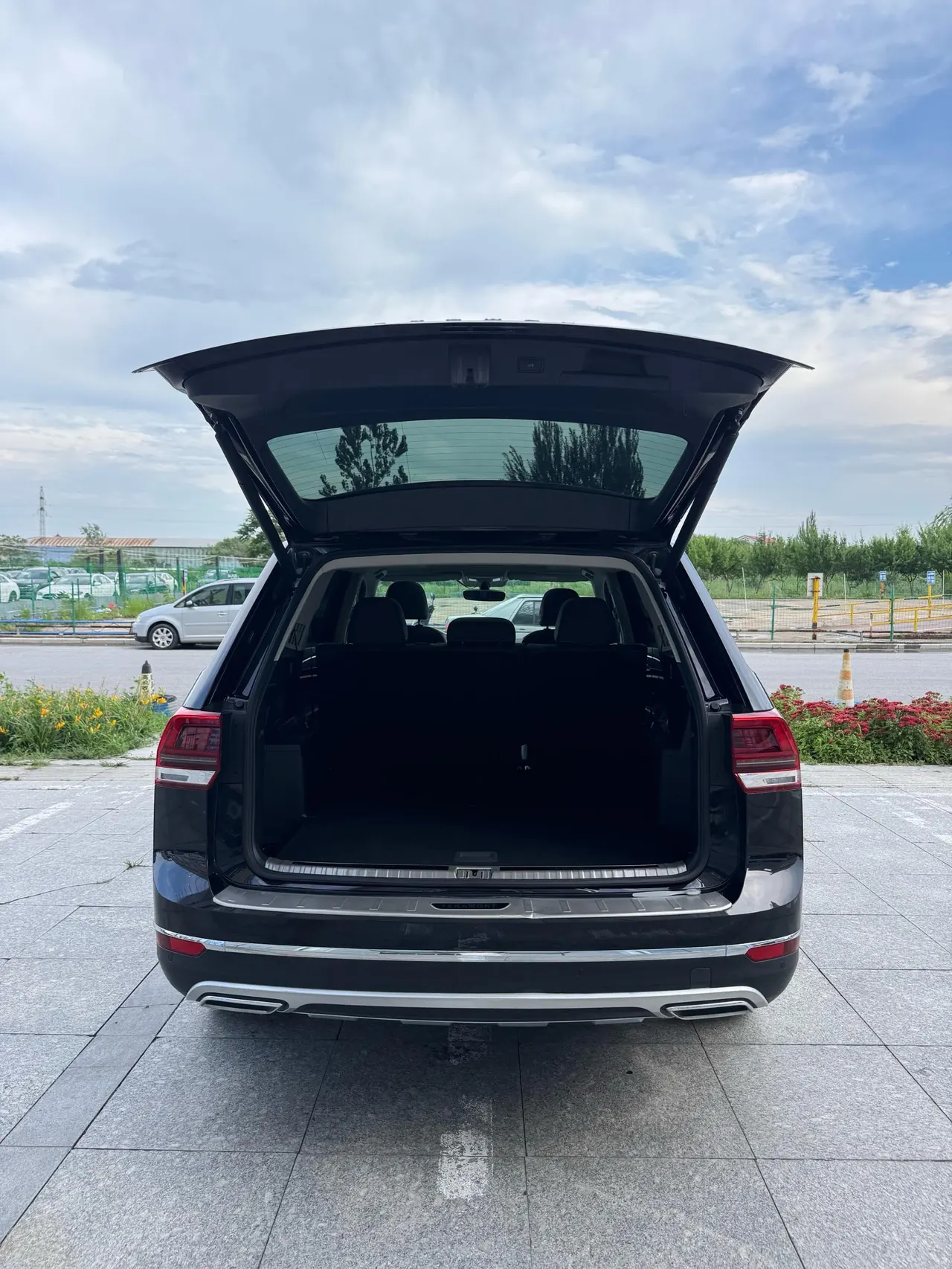 Volkswagen 2020 Tuang 2.0TSI 380TSI Four-wheel Drive Deluxe Edition Automatic Gear 8