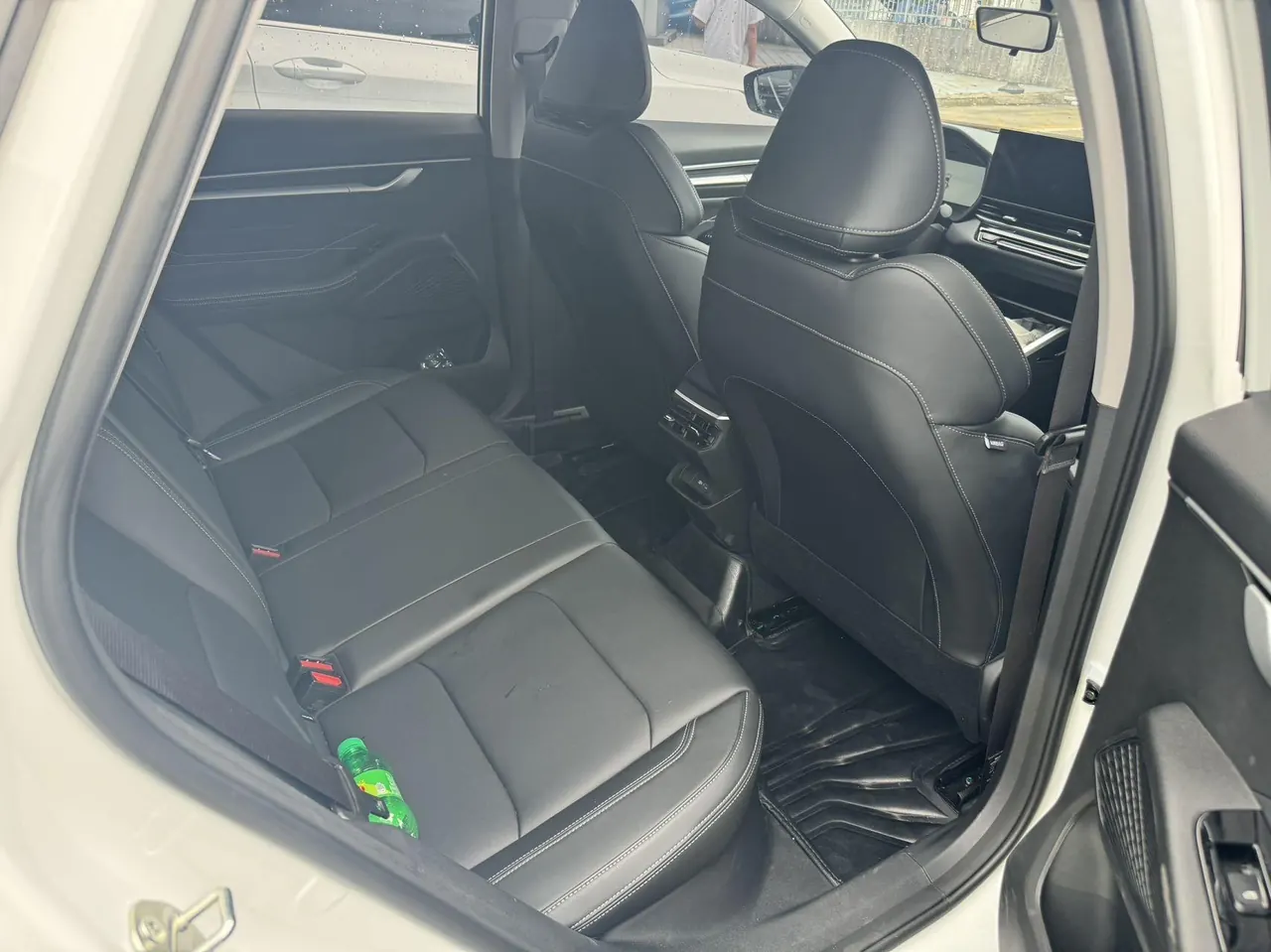 Geely 2026 Emgrand-Sanxiang 1.5 Stepless 4 million Commemorative Flying Automatic 6