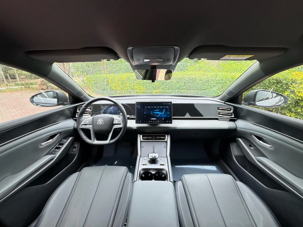 BYD 2025 Qin L DM-i 1.5 stepless smart driving version 80KM leading automatic gear 6