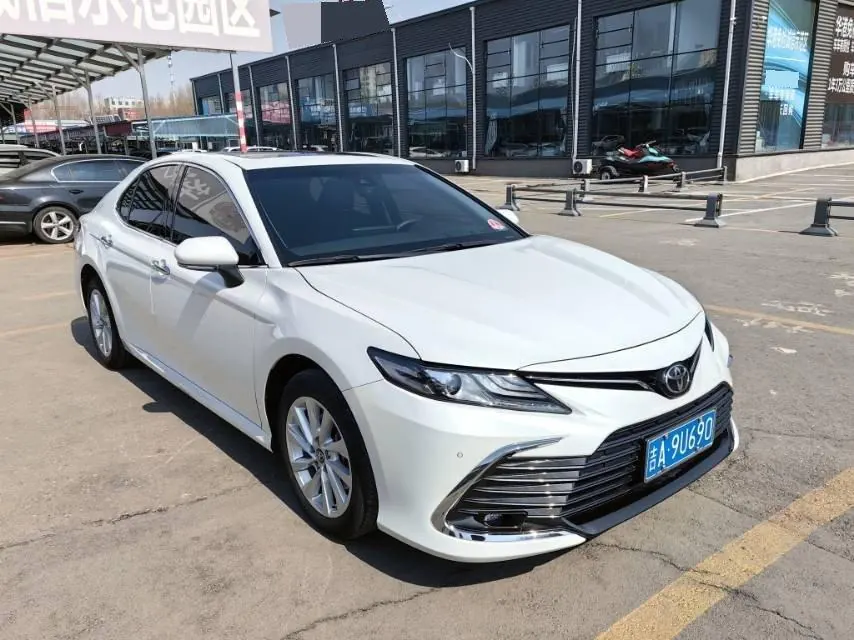 Toyota 2021 Camry 2.0G Stepless Deluxe Edition Automatic Gear 3