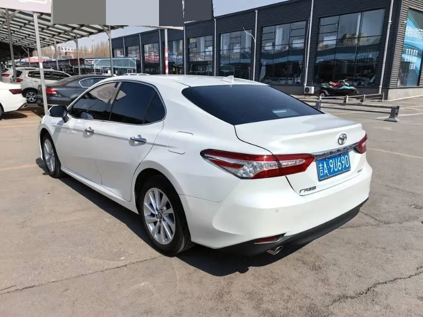 Toyota 2021 Camry 2.0G Stepless Deluxe Edition Automatic Gear 6