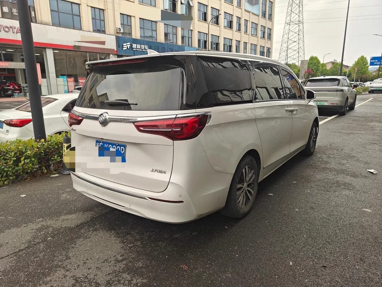 Buick 2021 GL8 ES Lu Zun 2.0T 653T Comfortable Automatic Gear 6