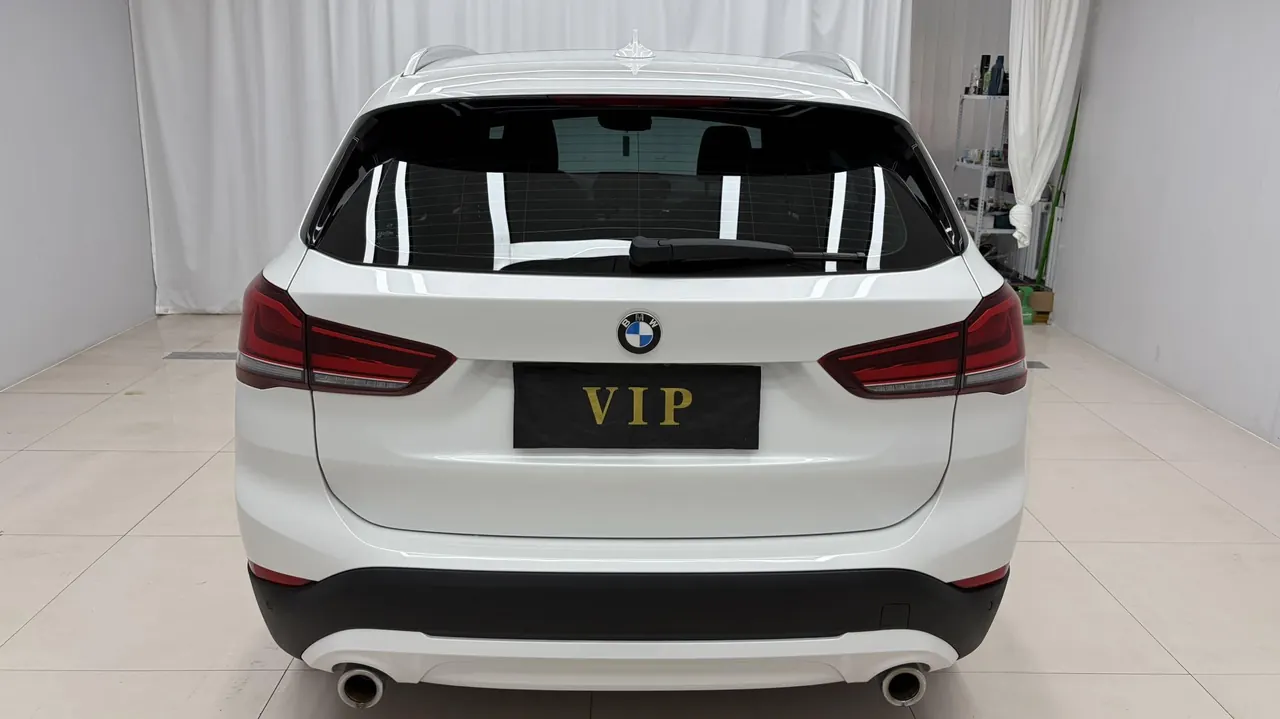 BMW 2022 X1 sDrive20Li 1.5T fashion automatic gear 5