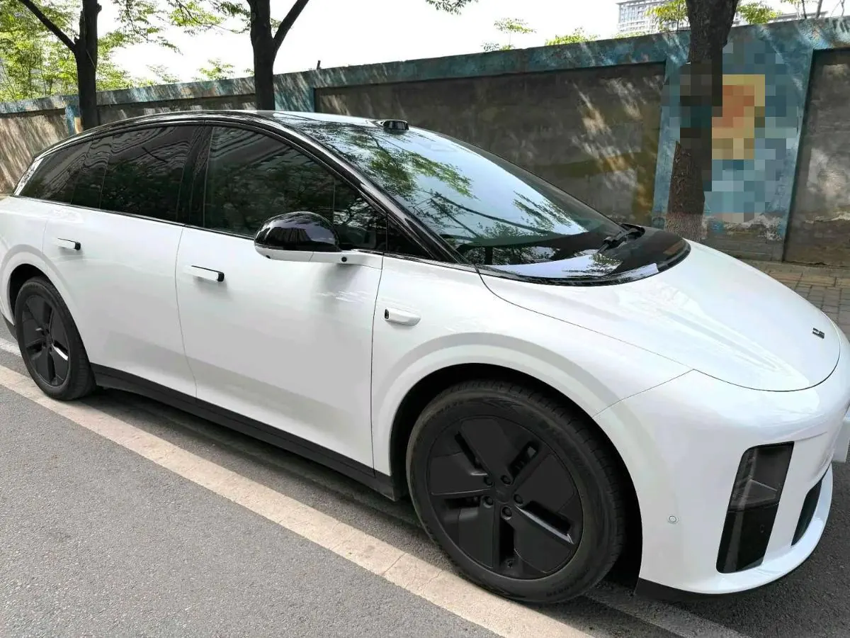 Li 2025 i6 four-wheel drive basic automatic transmission 2