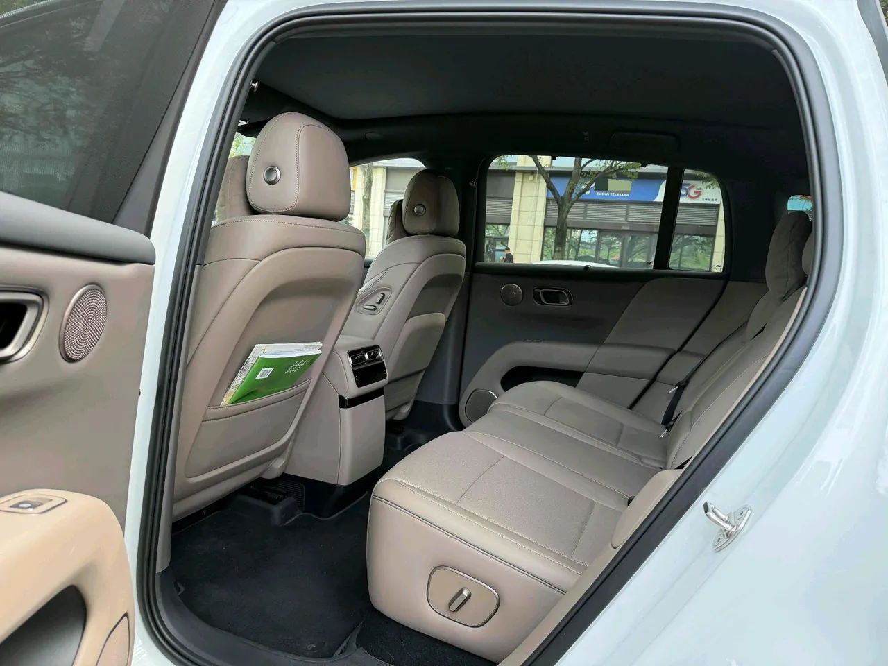 Li 2025 i6 four-wheel drive basic automatic transmission 5