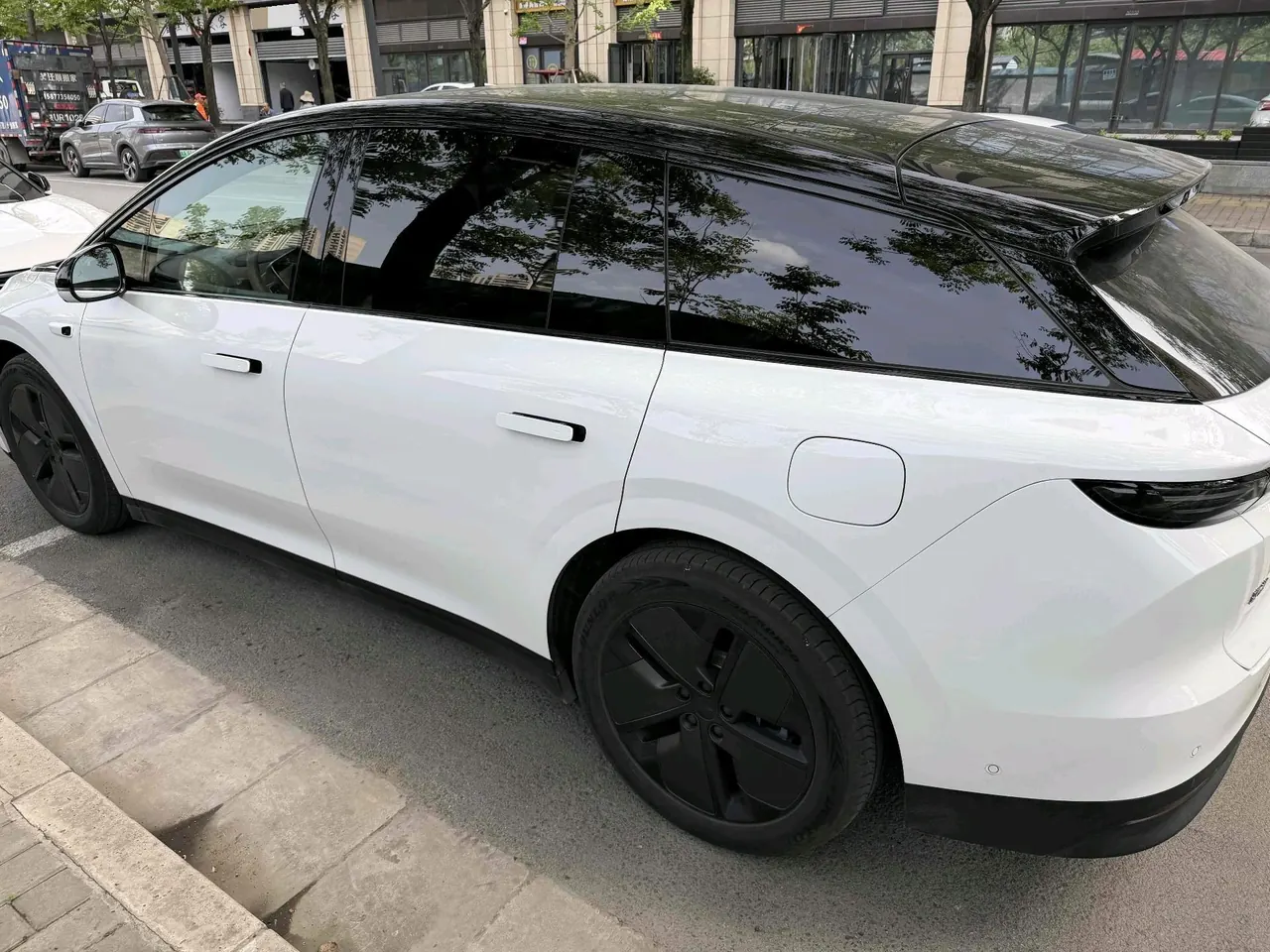 Li 2025 i6 four-wheel drive basic automatic transmission 7