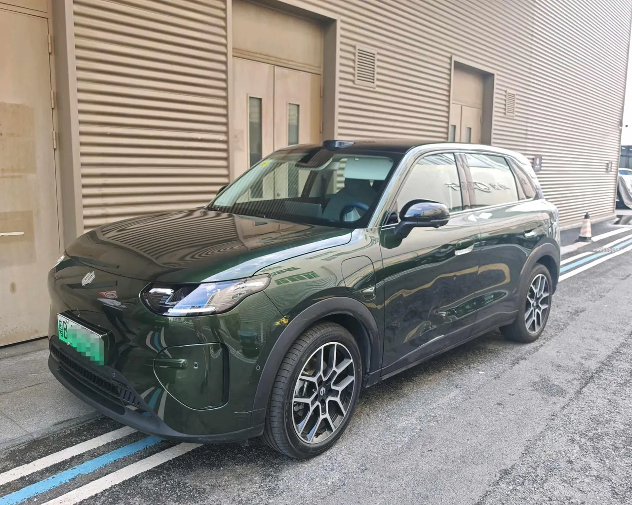 Открыть галерею: Leapmotor 2026 A 10 505 Laser Radar Edition Automatic Gear